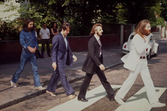 Fanoušci The Beatles se sešli na slavné Abbey Road