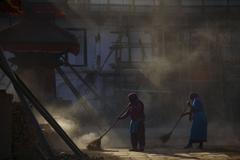 Úklid v Káthmandú po nepálském zemětřesení