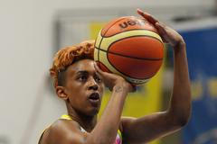 Vyprodaná Královka v extázi. Tak Pražanky přepsaly historii