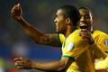 Copa América 2015: Brazílie-Peru: Douglas Costa slaví vítězný gól