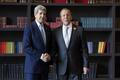 Sergej Lavrov a John Kerry
