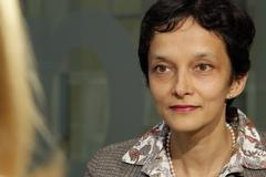 Bojovnice proti totalitě: Jakeš a Štrougal mají být souzeni