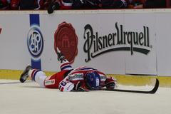 Federální derby: Tvrdé rány, ostré lokty a málo gólů