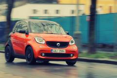 Smart ForTwo: Hračka do města, která se otočí na pětníku