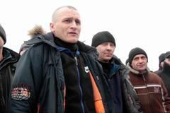 Vězni, ponechaní svému osudu, nyní pečou v pekárně chleba