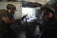 Remunda: Na Ukrajině jezdí náklaďáky s mrtvými, dobrovolnické prapory v Kyjevě působí hrůzostrašně