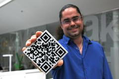 Digitální náhrobek? Spojuje hrob a internet, říká jeho autor