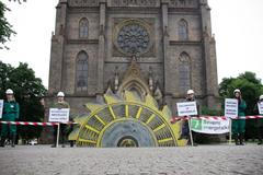 Limity jsme my - happening proti prolomení těžebních limitů - Praha