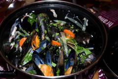 Podívejte se na přípravu slávek na pivu v restauraci Bruxx