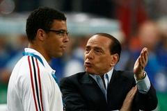 Ronaldo a Silvio Berlusconi