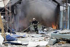 Granáty ve středu zasáhly i Doněck.