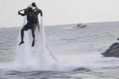 Floyd Mayweather jako James Bond