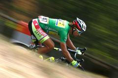 Petera Sagana na Vueltě srazila motorka a končí