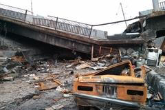 Jiří Just - reportáž z válkou zničeného Doněcku a okolí