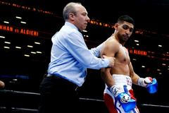 Sestřih zápasu Amir Khan vs. Chris Algieri