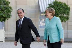 Francois Hollande a Angela Merkelová