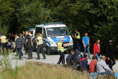 Policie v akci na německé straně hranice.