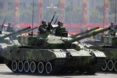 Pekingem pochodovali vojáci, lidová republika slaví 60