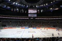 Prázdná O2 arena, v Třinci měli o Ligu mistrů zájem