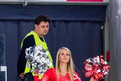 Třinecké krásky i Antivítek slavili vítězství v ocelářském derby