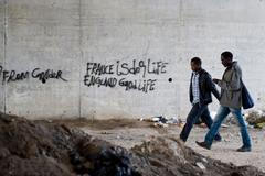 Život v Calais? Jako v džungli, říká novinář