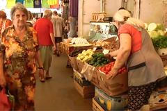 Těžké časy v proruském Luhansku. Nejsou peníze a ceny rostou