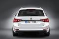 Škoda Superb Combi 2015  - záď