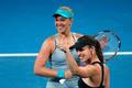 Martina Hingisová a Sabine Lisická v Brisbane 2015