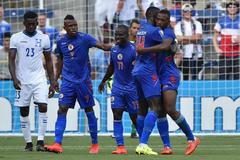 Duckens Nazon (20) Haiti, fotbal, radost