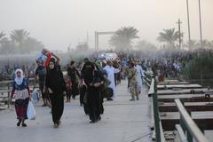 Obyvatelé prchající před IS z iráckého Ramadi