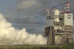 Podívejte se na zážeh největšího motoru na světě