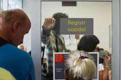 Fronty na registru vozidel