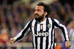 EL: Andrea Pirlo slaví postupový gól Juventusu pro Fiorentině