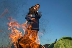 Uprchlíci opouštění maďarský tábor