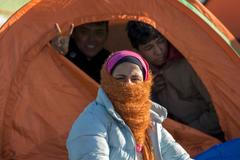 Obrazem z Maďarska: Cesta na Západ je plná prachu, slz i nadějí