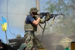 Ukrajina - ukrajinská armáda bojuje se separatisty v Ilovajsku (26. srpna)