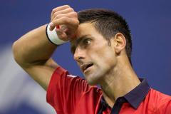 Video: Djokovič ničí raketu v osmifinále US Open