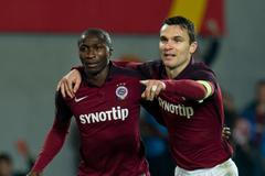 Kehinde Fatai a David Lafata