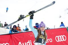 Šárka Strachová v cíli slalomu v americkém Aspenu