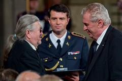 Honzejk: Od Kundery k Ringo Čechovi. Jedeme z kopce