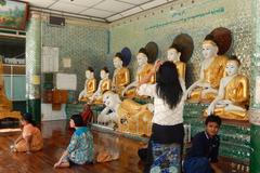 Buddhismus je důležitou součástí života většiny Barmánců.