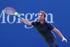 Druhý den US Open 2015 (Gilles Simon)