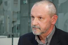 ČSSD dává najevo, že nechce chytré voliče, jenom s “obyčejnými lidmi” to nevytrhne, říká Mitrofanov