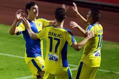 Slavící hráči APOELu Nikósie