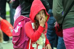 Děti jdou poprvé do školy v Milovicích