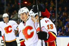 NHL: Calgary Flames vs. New York Rangers (Hudler, Gaudreau)