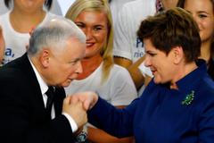 Jaroslaw Kaczyński a Beata Szydlová