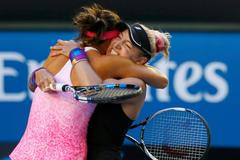 Šafářová a Matteková-Sandsová slaví titul na Australian Open 2015