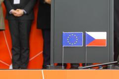 Laserové centrum ELI Beamlines v Dolních Břežanech - otevření 19.10.2015