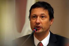 Pražští zastupitelé složili slib a přerušili jednání.